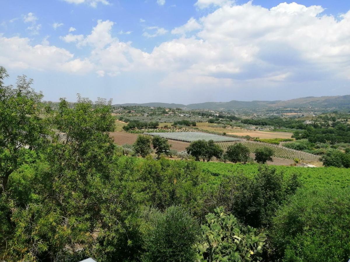 Poggio Del Gallo Chiaramonte Gulfi Exterior photo