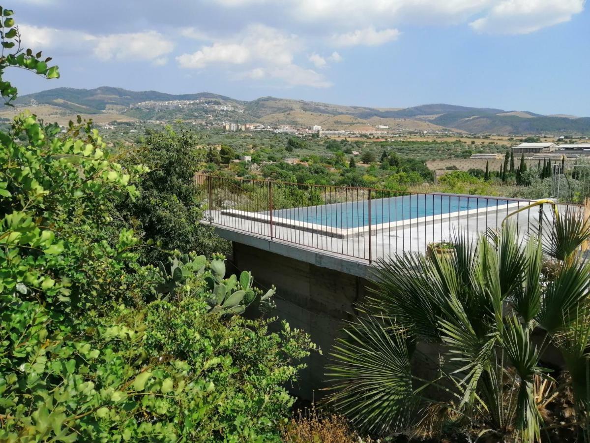 Poggio Del Gallo Chiaramonte Gulfi Exterior photo